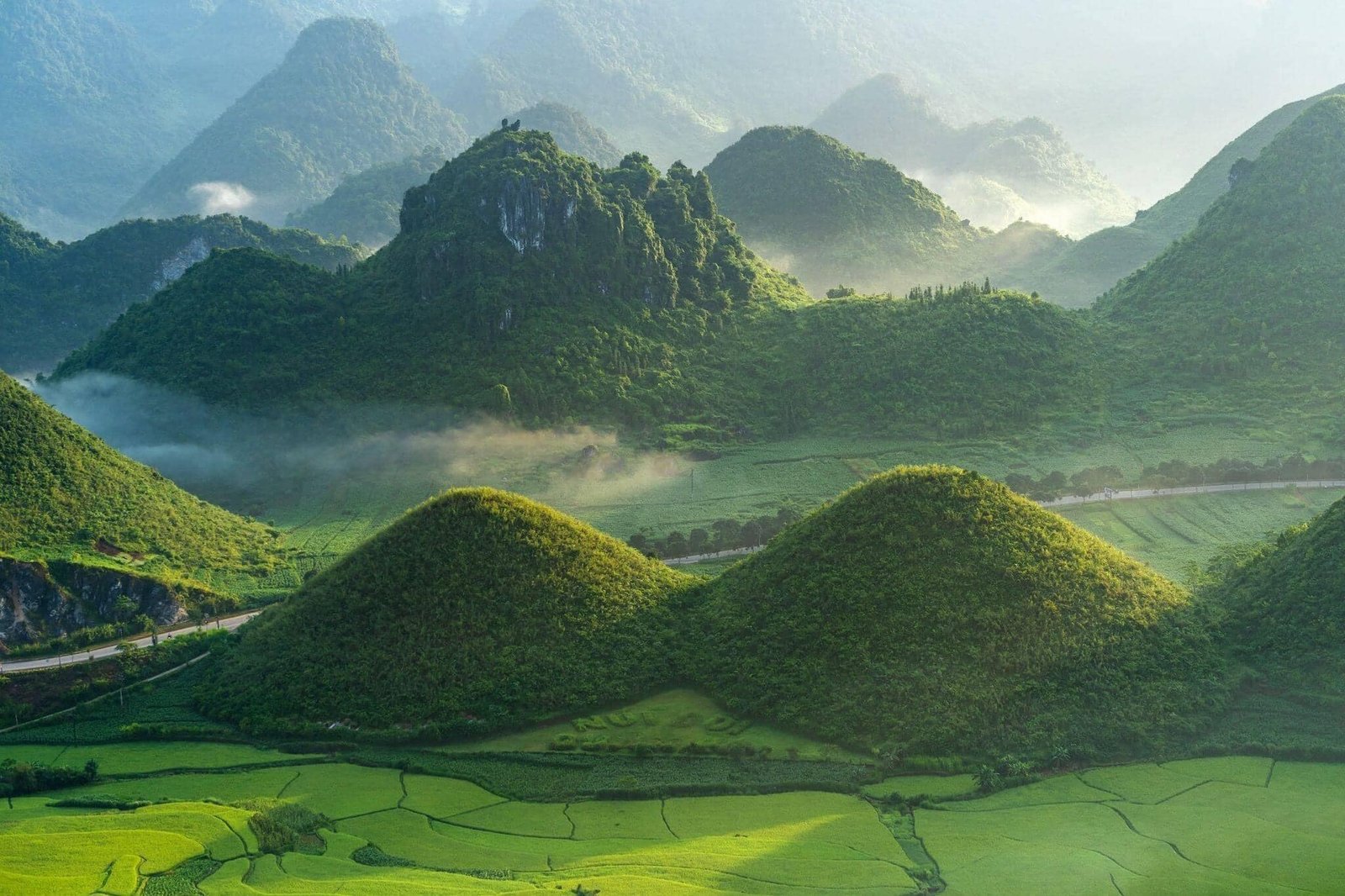 E-Bike Cycling Tour: Hanoi - Ba Be - Ha Giang 7 Days
